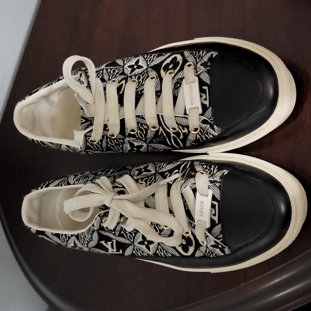 LOUIS VUITTONSince 1854 Stellar Jacquard Leather Sneaker Grey Size 37/7us